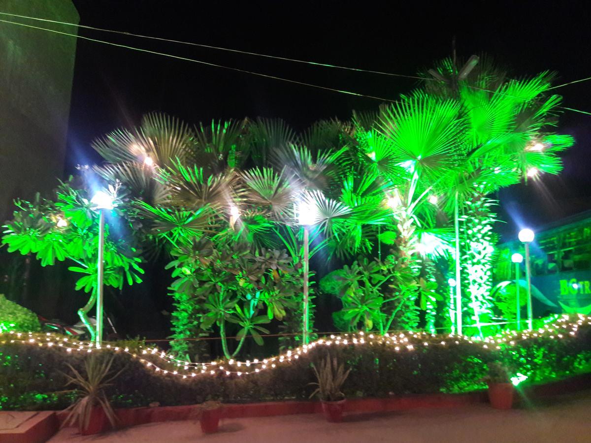 Magsons Resorts Vrindavan Kosi Exteriér fotografie