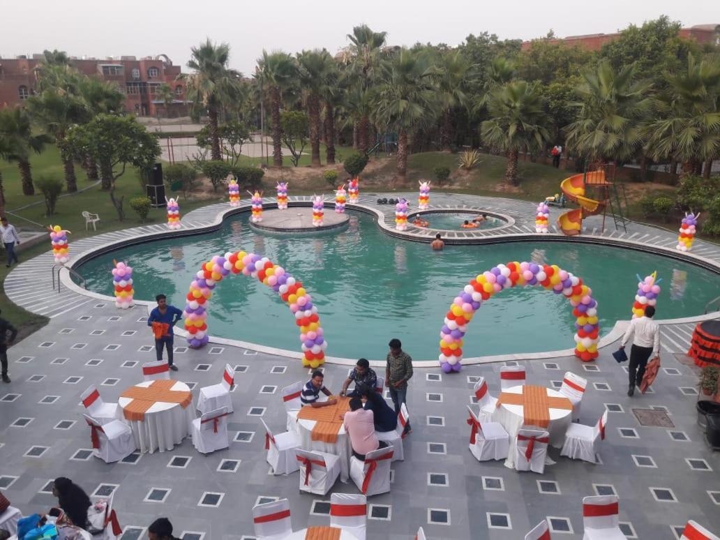 Magsons Resorts Vrindavan Kosi Exteriér fotografie